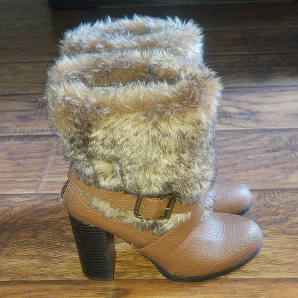 Booties - Picture 3 of 5